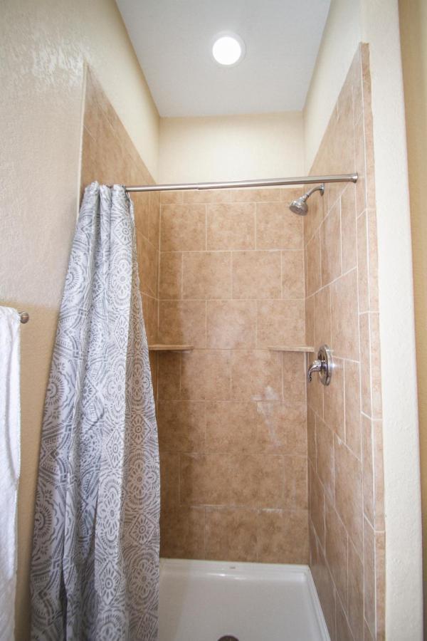 Hackberry St #b Renovated 2br Near Downtown Sa Apartment San Antonio